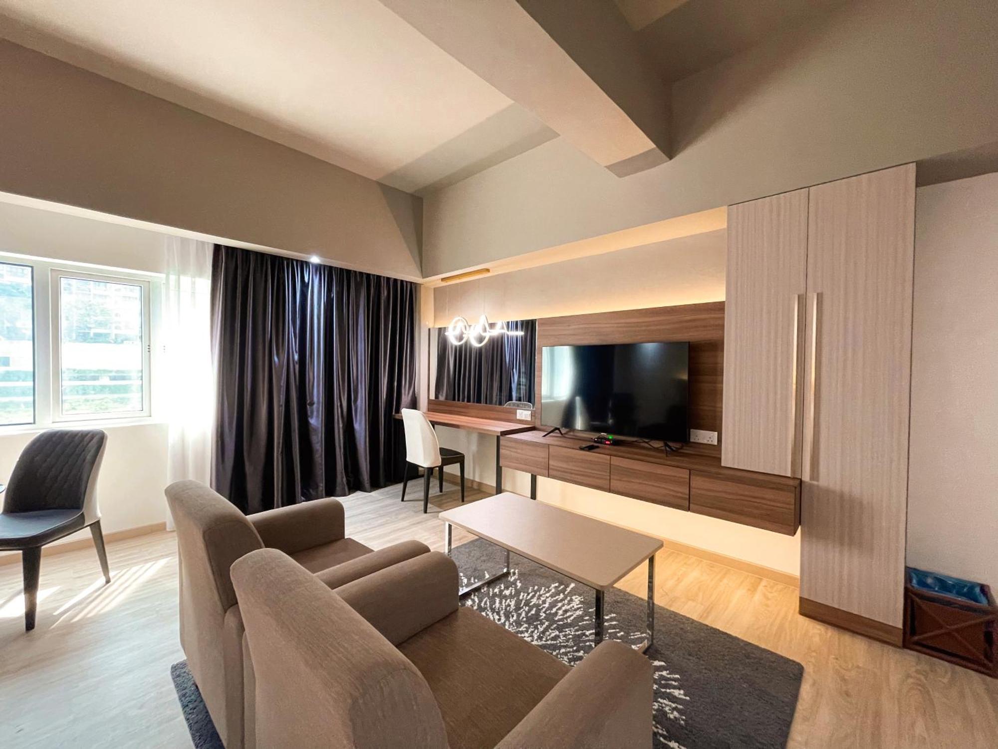 The Avenue M Hotel Johor Bahru Exterior photo